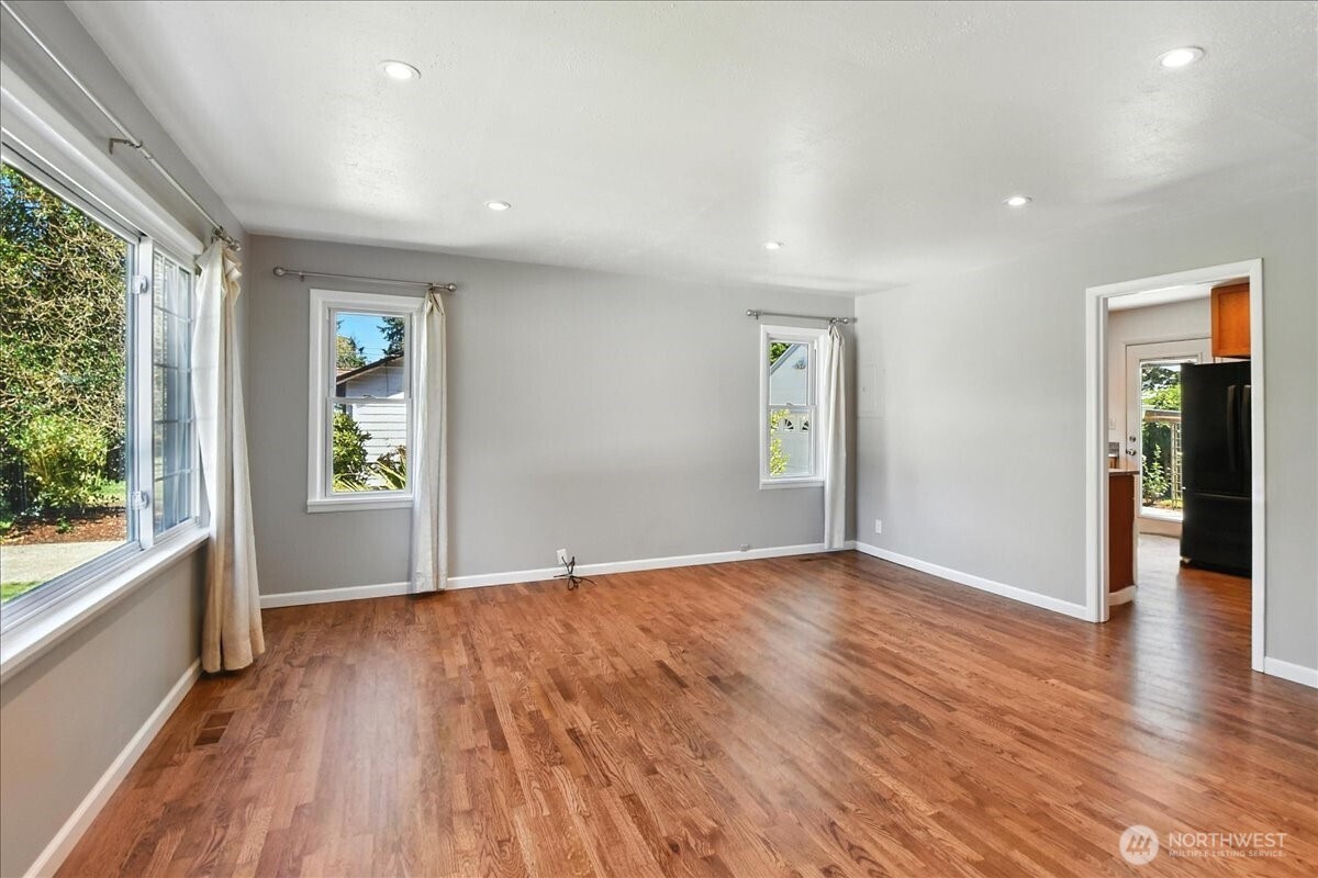 627 SW 141st Street