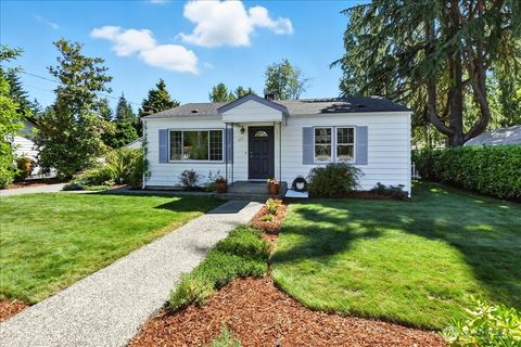 627 SW 141st Street Burien WA 98166