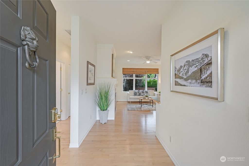 Photo of 13250 Sun Break Way NE, Redmond, WA 98053 (MLS # 2071468)