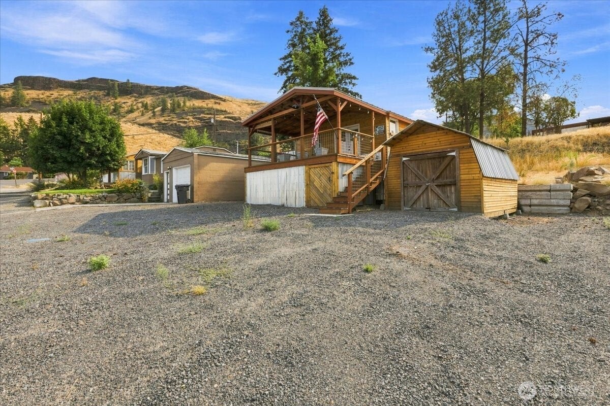 810 Spokane Way