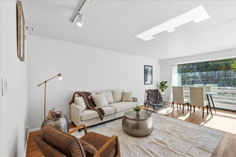 Photo of 530 W Olympic Place #206, Seattle, WA 98119 (MLS # 2595009)