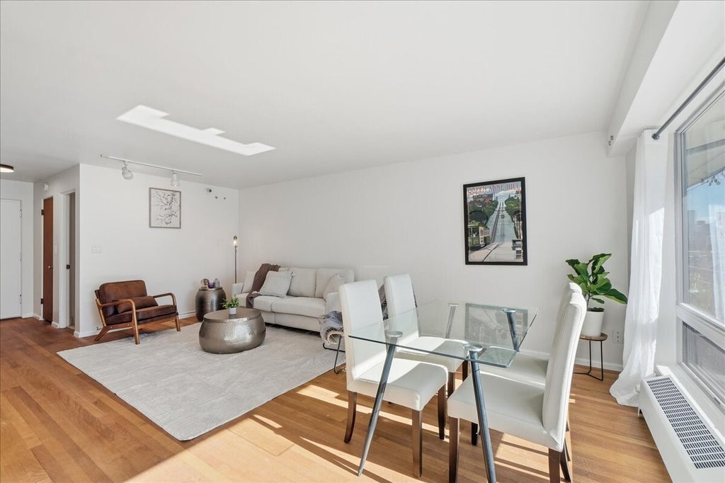 Photo of 530 W Olympic Place #206, Seattle, WA 98119 (MLS # 2595009)