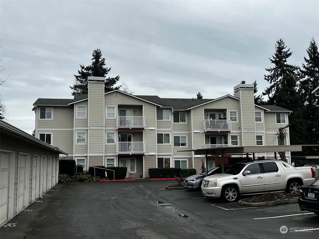 Photo of 3715 S 182nd Street #C129, SeaTac, WA 98188 (MLS # 2187486)