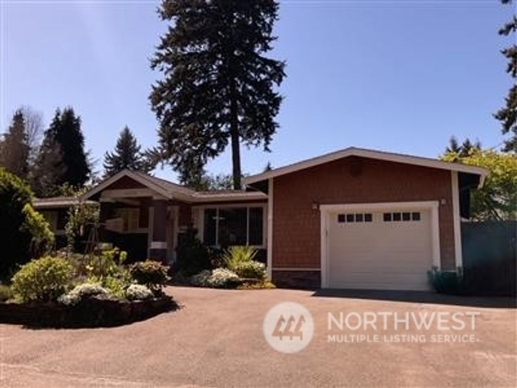 Photo of 8255 134th Avenue NE, Redmond, WA 98052 (MLS # 2319214)