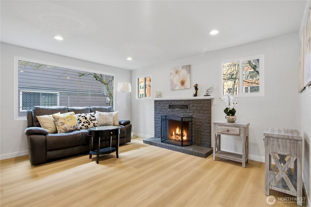 Photo of 5720 37th Avenue S, Seattle, WA 98118 (MLS # 2500078)