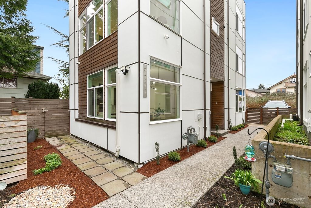 Photo of 9244 17th Avenue SW, Seattle, WA 98106 (MLS # 2342506)