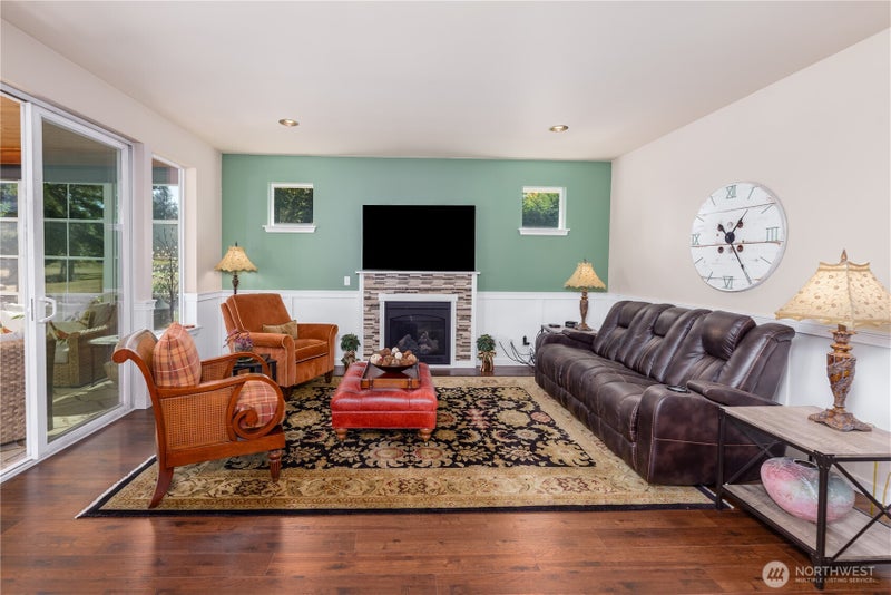 103 View Ridge Dr