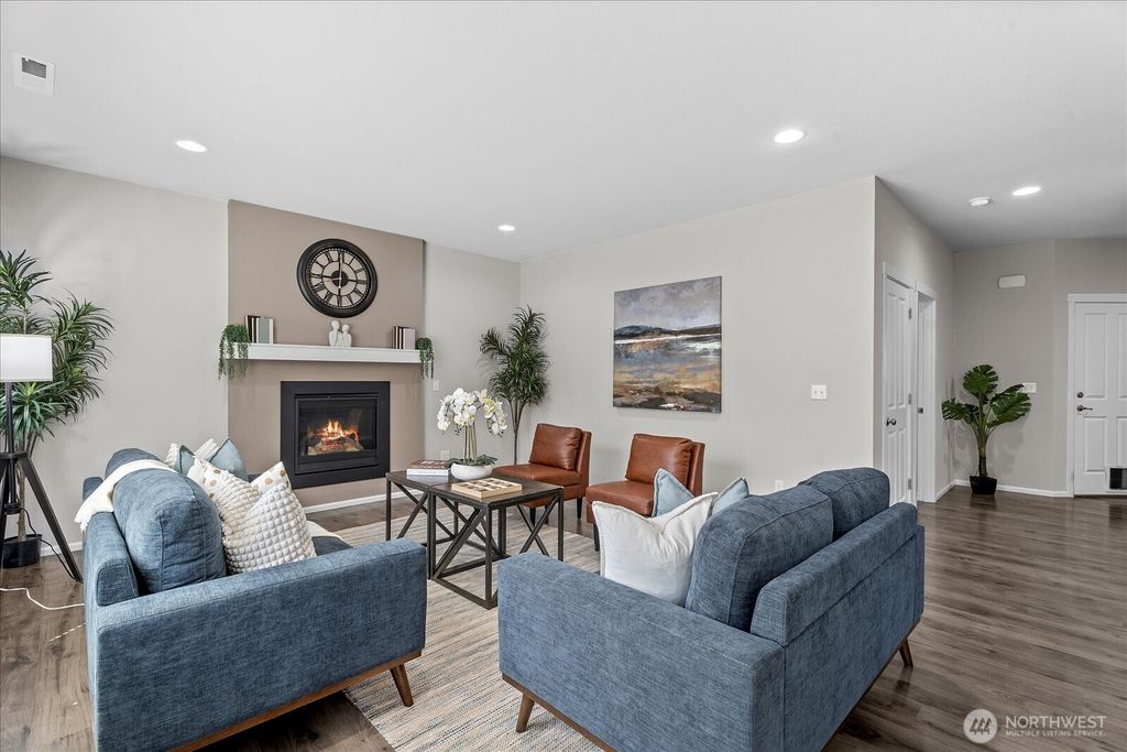 Photo of 9901 13th Street SE, Lake Stevens, WA 98258 (MLS # 2502511)