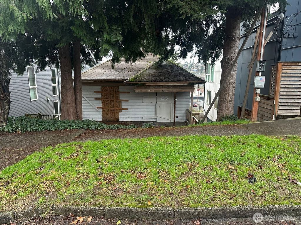 Photo of 2257 14th Avenue W, Seattle, WA 98119 (MLS # 2406025)
