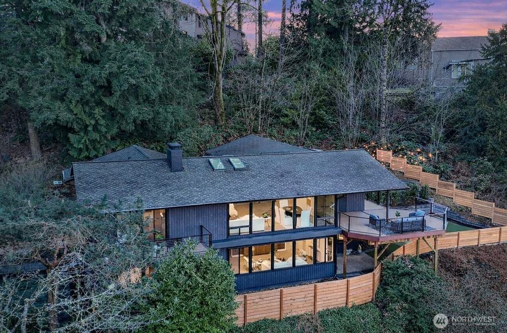 Photo of 5019 157th Ave Ave SE, Bellevue, WA 98006 (MLS # 2479025)