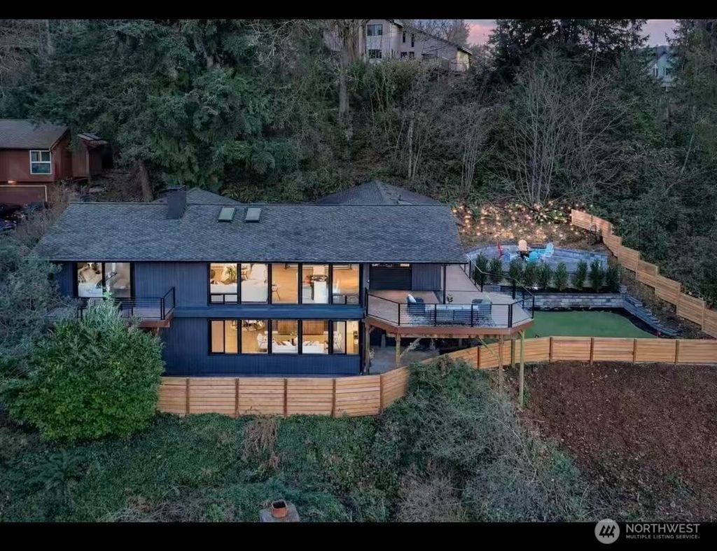 Photo of 5019 157th Ave Ave SE, Bellevue, WA 98006 (MLS # 2479025)