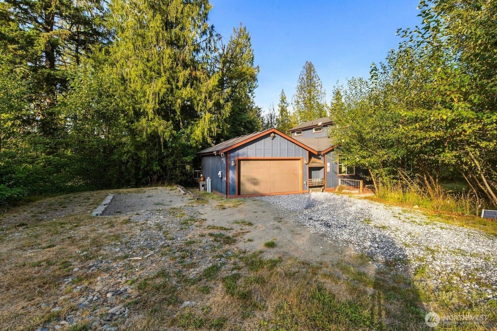Photo of 23408 253rd Avenue SE, Maple Valley, WA 98038 (MLS # 2577693)