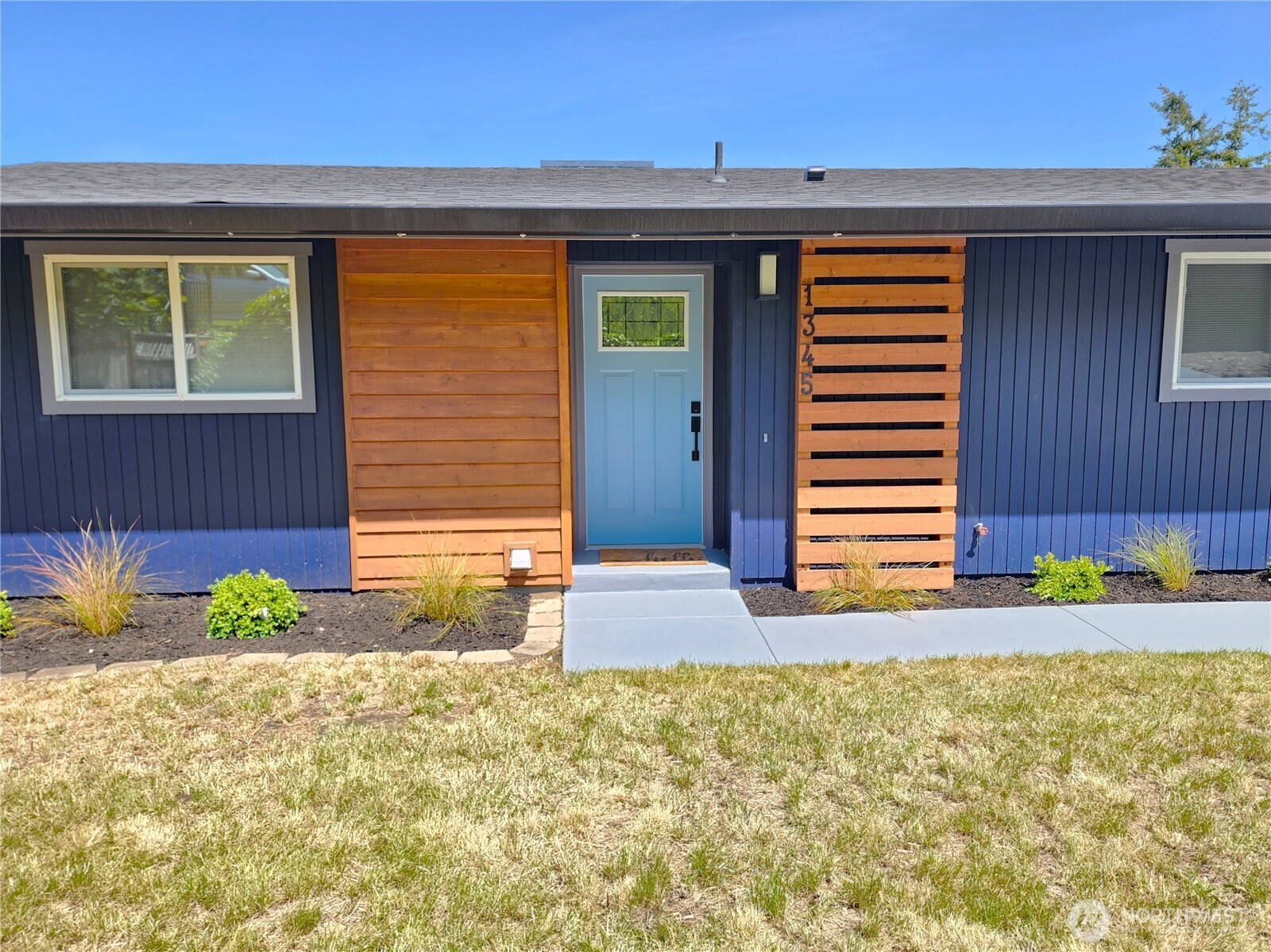 1345 Rainbow Lane