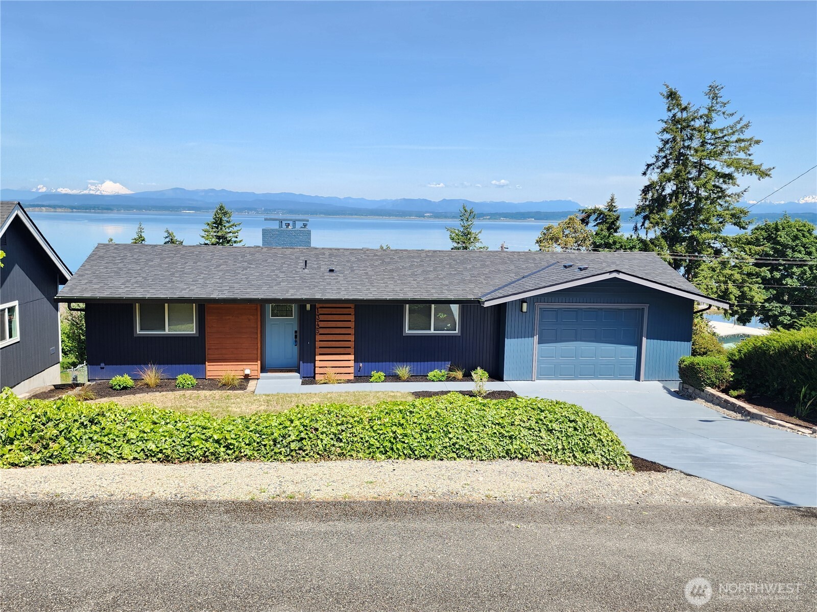 1345 Rainbow Lane