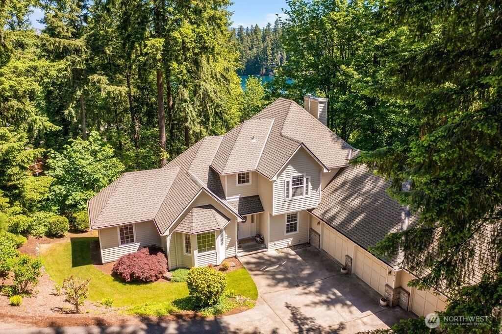 Photo of 25910 227th Place SE, Maple Valley, WA 98038 (MLS # 2385863)