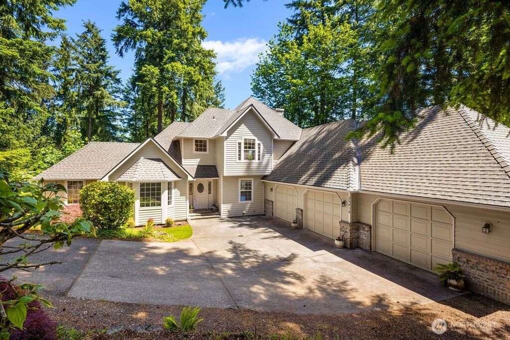 Photo of 25910 227th Place SE, Maple Valley, WA 98038 (MLS # 2385863)