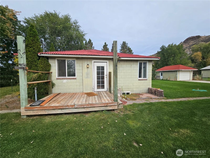 32258 HWY 97 B