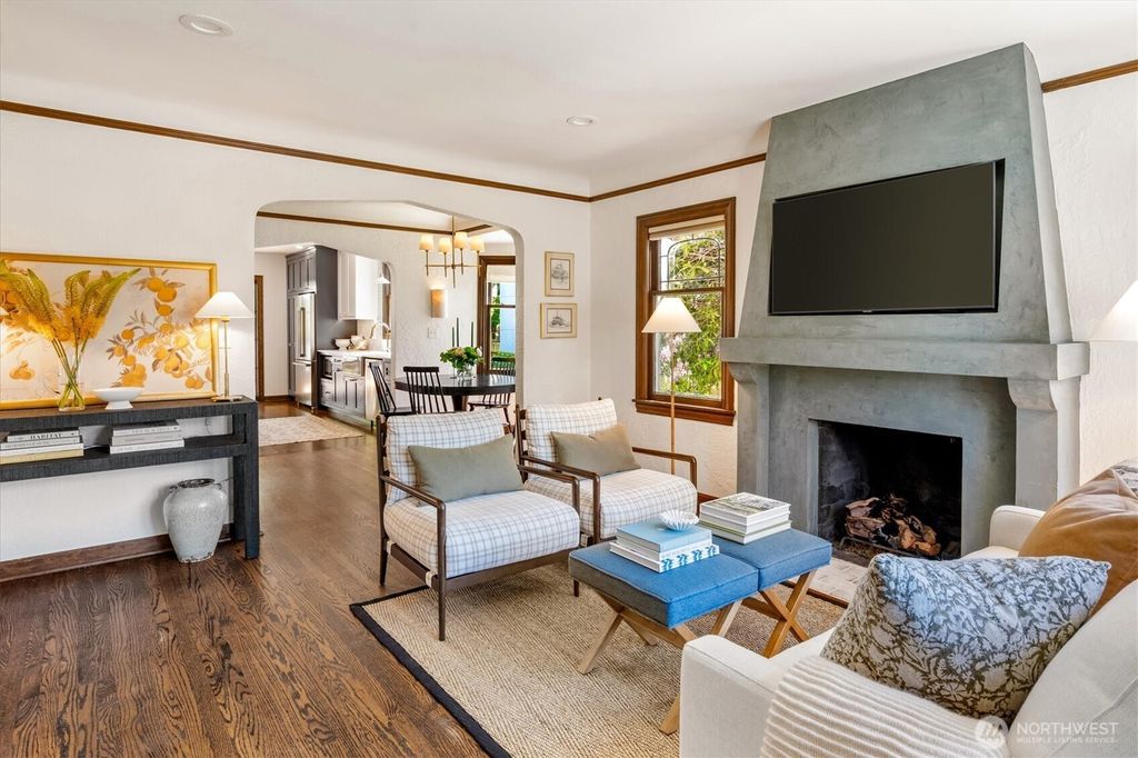 Photo of 8028 17th Avenue NW, Seattle, WA 98117 (MLS # 2391064)