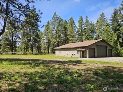 Photo of 321 Book Lane, Cle Elum, WA 98922 (MLS # 2479242)