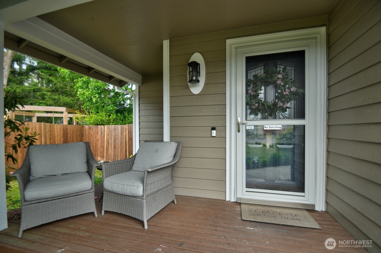 5927 Cherokee Loop SE