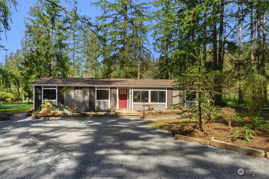 Photo of 7403 184th Street NW, Stanwood, WA 98292 (MLS # 2059303)