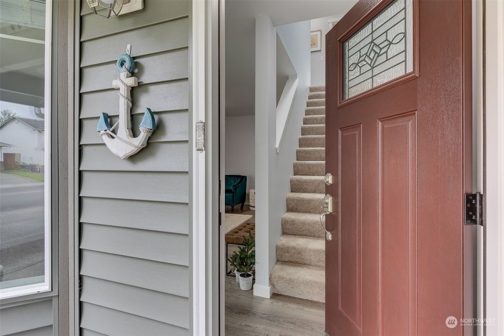 Photo of 6624 81st Drive NE, Marysville, WA 98270 (MLS # 2074560)