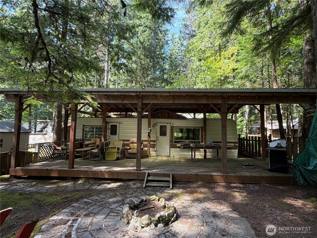 Photo of 1167 Alder Lane, Sumas, WA 98295 (MLS # 2560754)