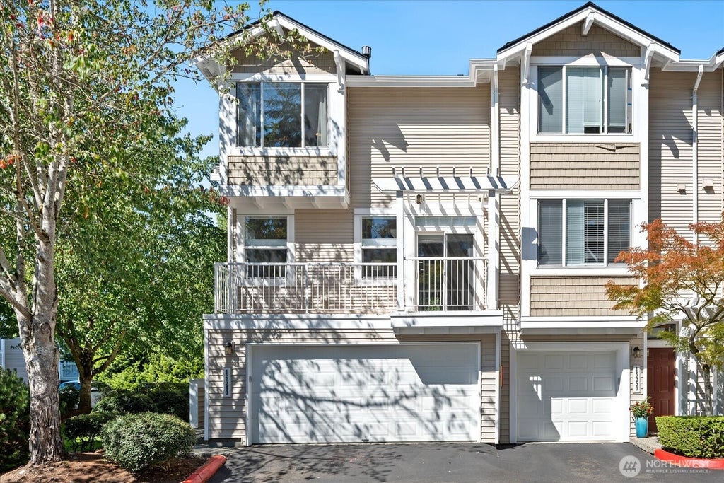 Photo of 16347 119th Lane NE, Bothell, WA 98011 (MLS # 2575506)