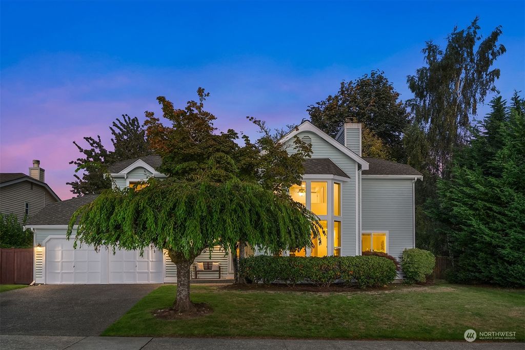 Photo of 14022 129th Avenue NE, Kirkland, WA 98034 (MLS # 2297650)