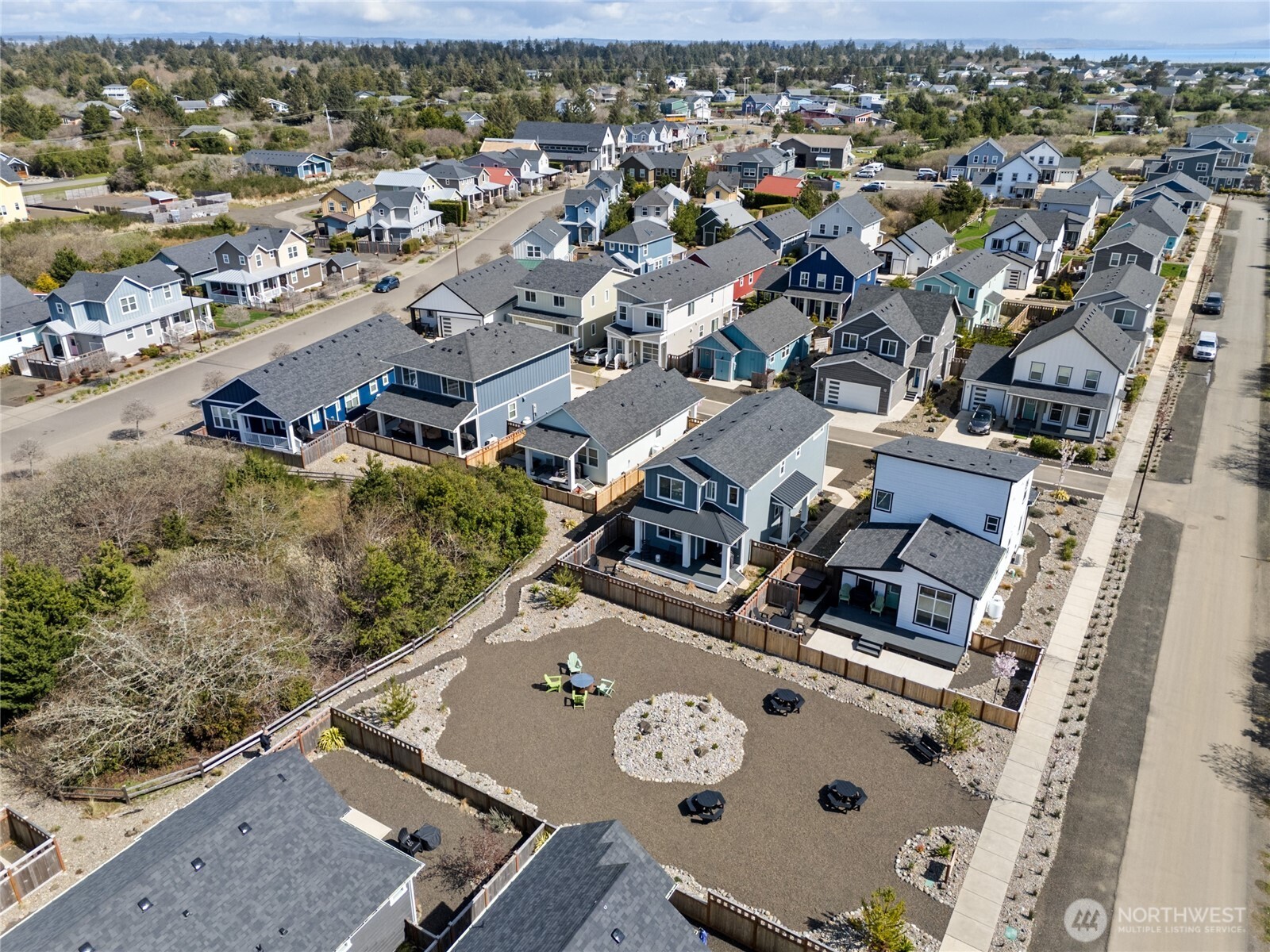 441 Lupine Lane SW