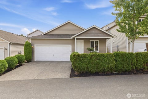 Photo of 2522 155TH Street SW, Lynnwood, WA 98087 (MLS # 2585720)