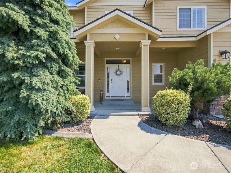 1421 N Road 59