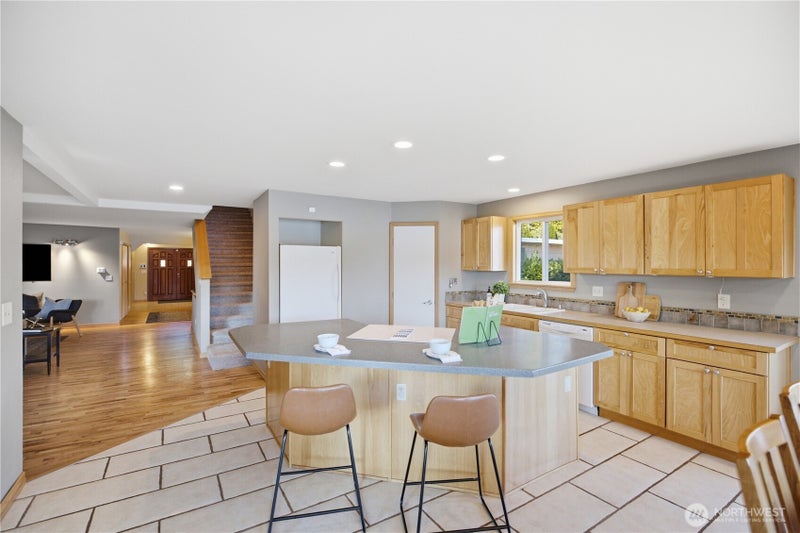 2529 S 304th Street