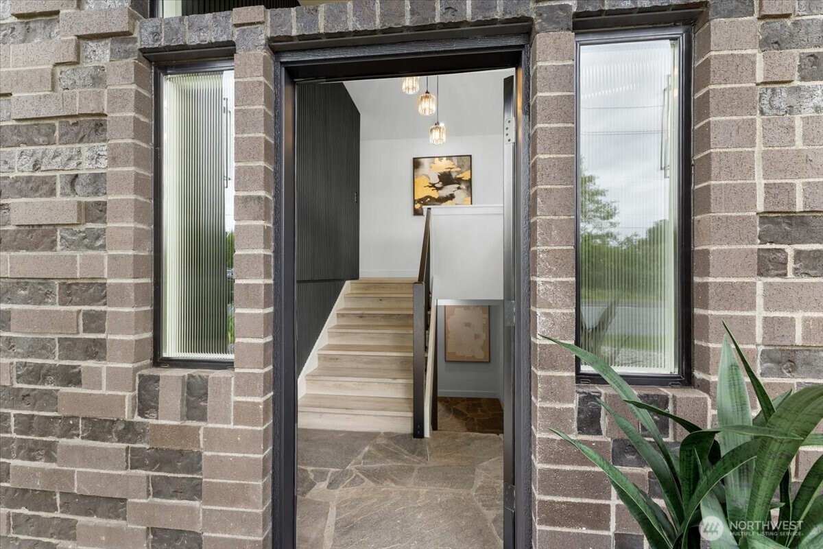 3004 13th Street SW