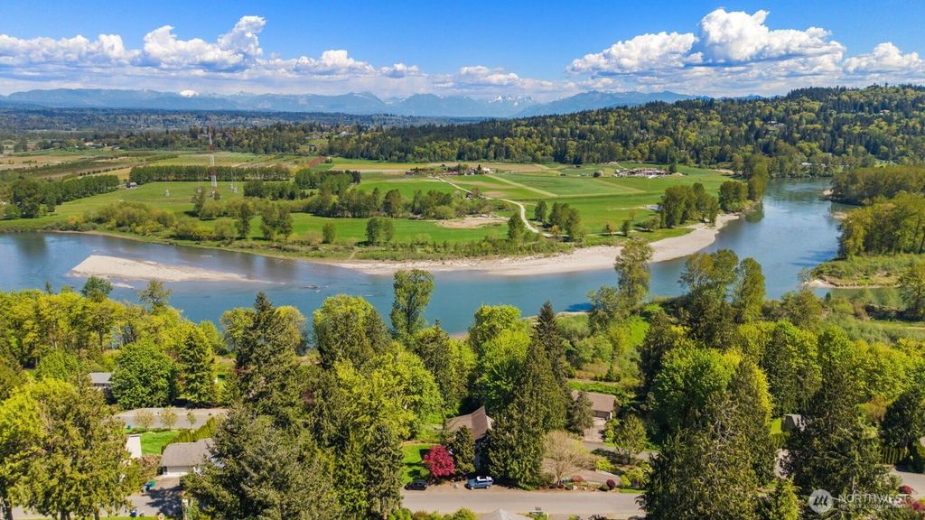 Photo of 13711 Kenwanda Drive, Snohomish, WA 98296 (MLS # 2514664)