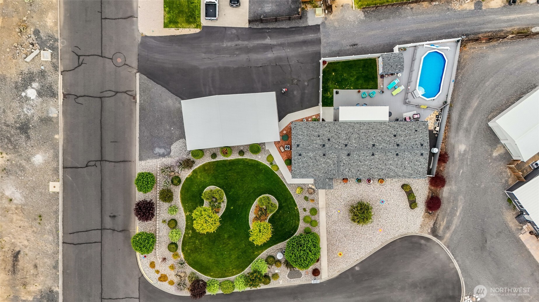 307 Hilltop Circle