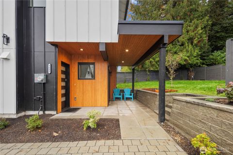 Photo of 9692 51st Avenue S, Seattle, WA 98118 (MLS # 2485532)