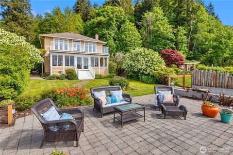 14010 SW Bates Rd. Vashon WA 98070