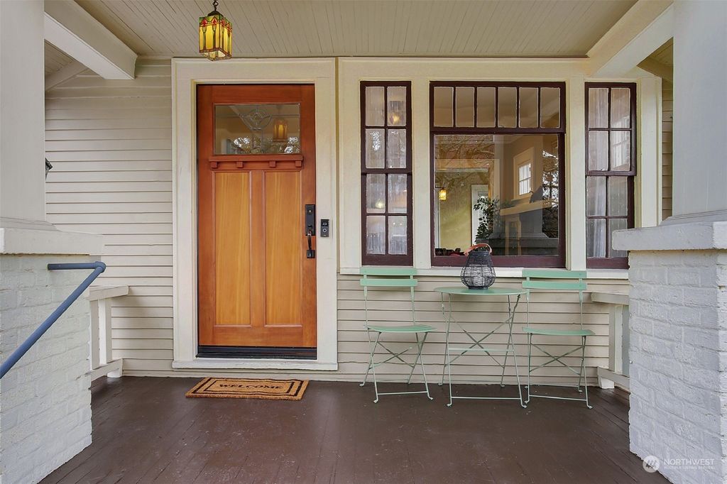 Photo of 3906 Burke Avenue N, Seattle, WA 98103 (MLS # 2330892)