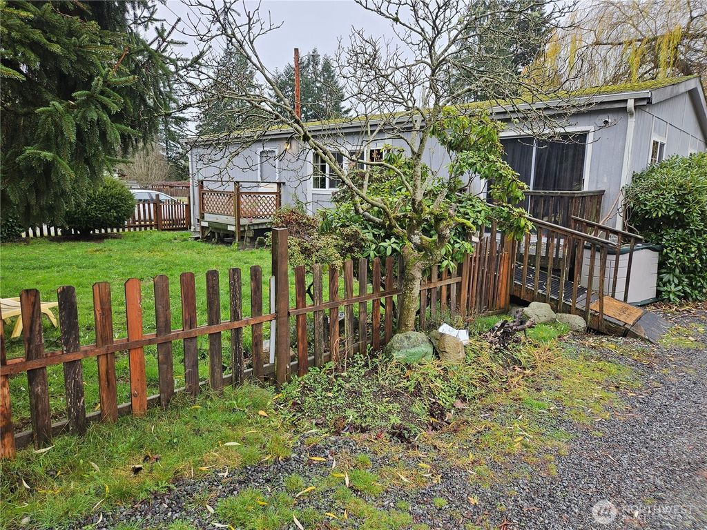 Photo of 12 105 Street SE, Everett, WA 98208 (MLS # 2470009)