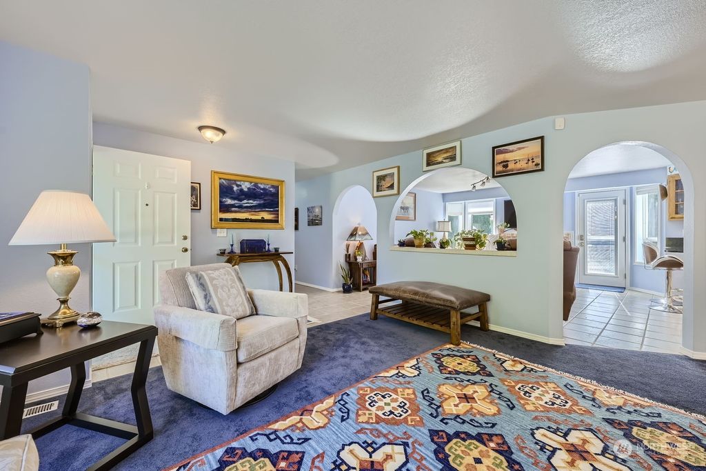 Photo of 1430 146th Place NW, Marysville, WA 98271 (MLS # 2296405)