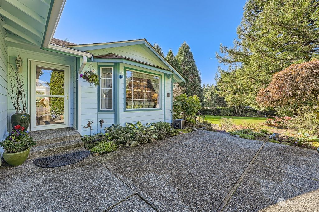 Photo of 1430 146th Place NW, Marysville, WA 98271 (MLS # 2296405)