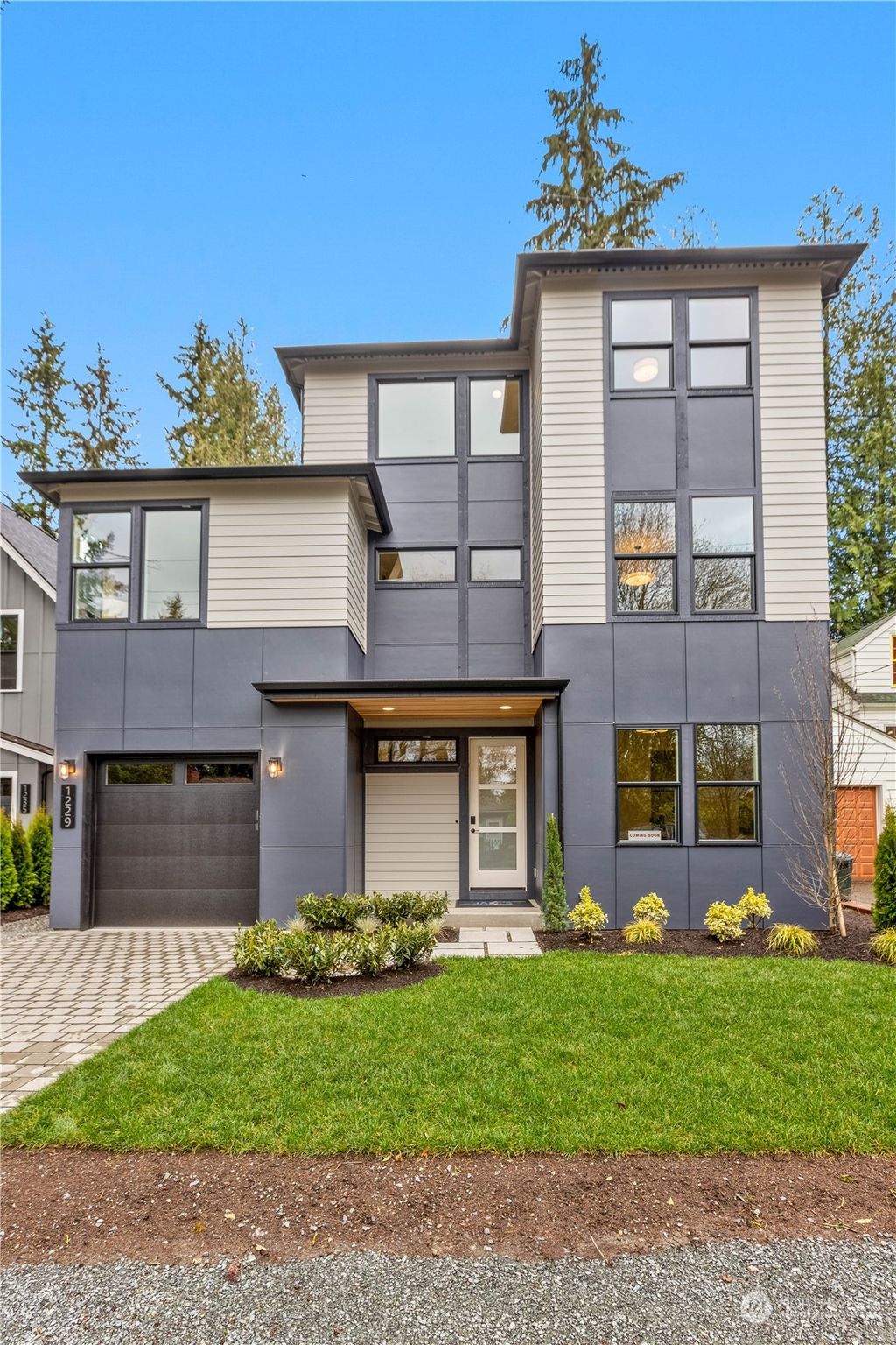 Photo of 1229 NE 95th Street, Seattle, WA 98115 (MLS # 2215549)