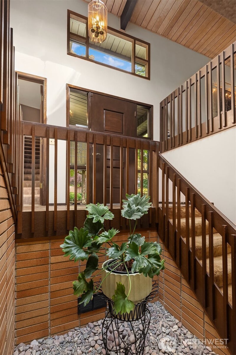 7433 NE 120th Place
