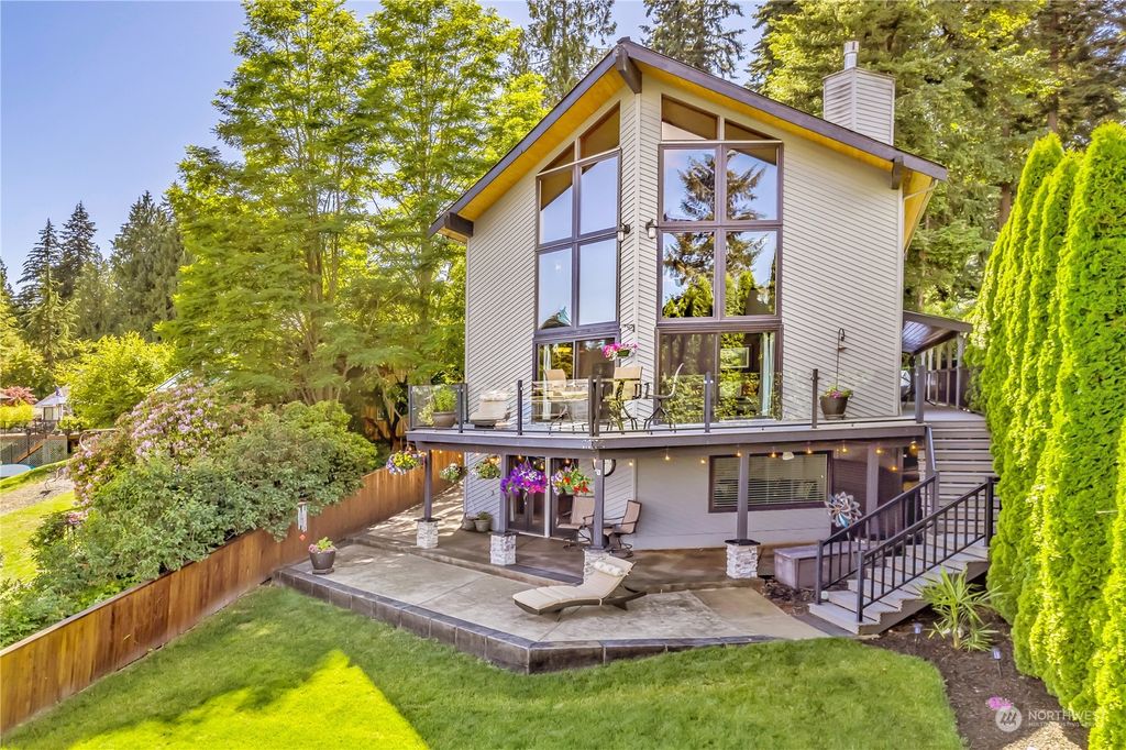 Photo of 15333 W Lake Goodwin Road, Stanwood, WA 98292 (MLS # 2261870)