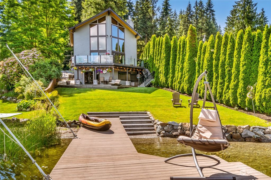 Photo of 15333 W Lake Goodwin Road, Stanwood, WA 98292 (MLS # 2261870)