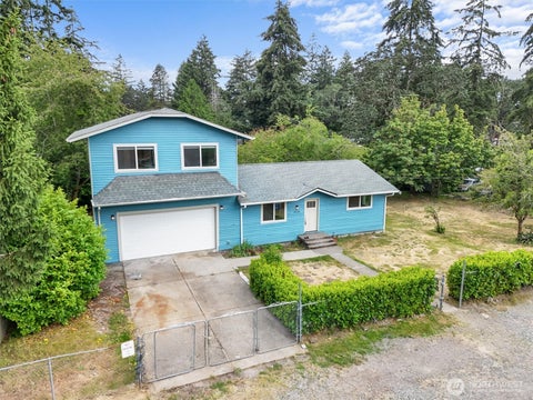 Photo of 10230 Wilkeson Street S, Tacoma, WA 98444 (MLS # 2549387)