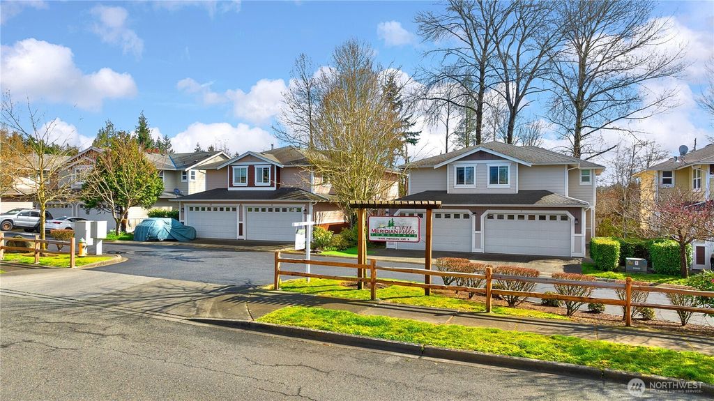 Photo of 12305 Meridian Avenue S #I, Everett, WA 98208 (MLS # 2497908)