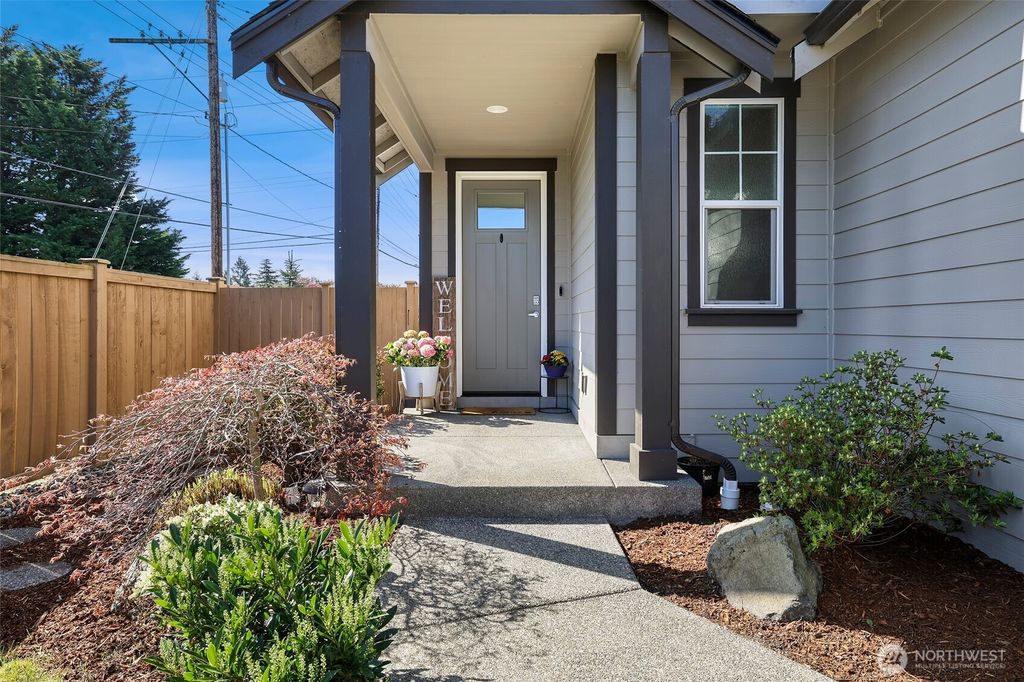 Photo of 12323 SE 271st Place, Kent, WA 98030 (MLS # 2361456)