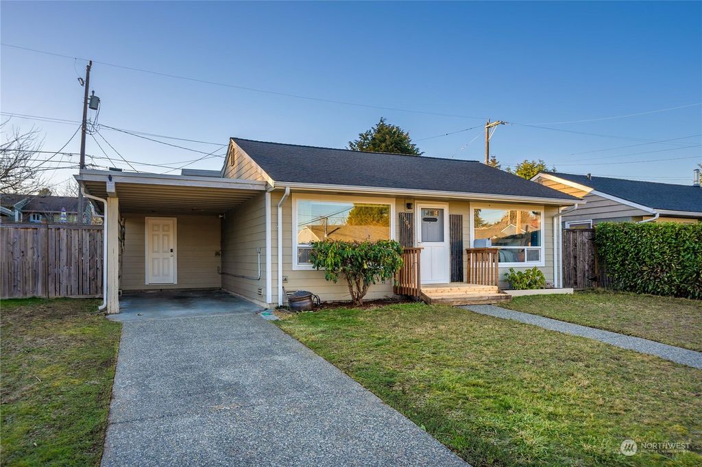 Photo of 9309 32nd Avenue SW, Seattle, WA 98126 (MLS # 2327634)